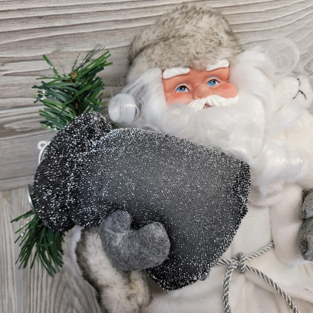 Dennis Basso Home Sitting Santa Christmas Winter White Woodland‎ Rustic Faux Fur